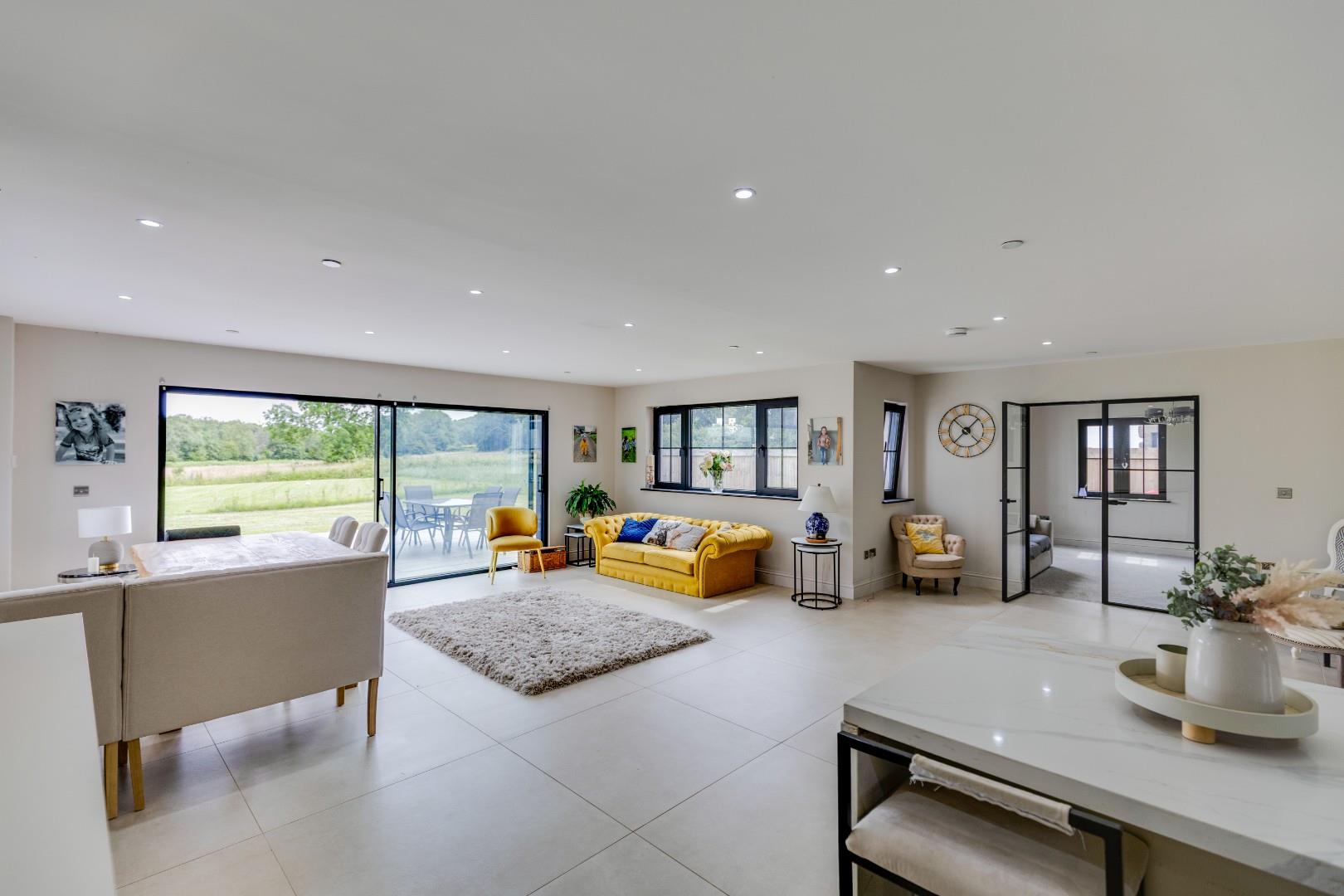 Chestnut House, Peterston Super Ely, Vale of Glamorgan, CF5 6LQ